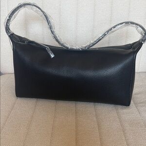 NWT Vera Bradley Black Slouchy Shoulder Bag